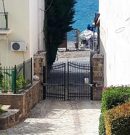 Villa Avia Beachfront Kalamata